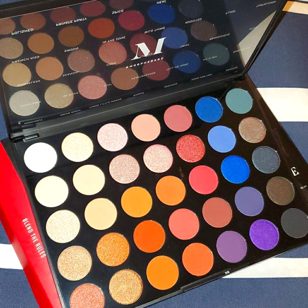 MORPHE 35V STUNNING VIBES EYESHADOW PALETTE - Picture 1 of 6